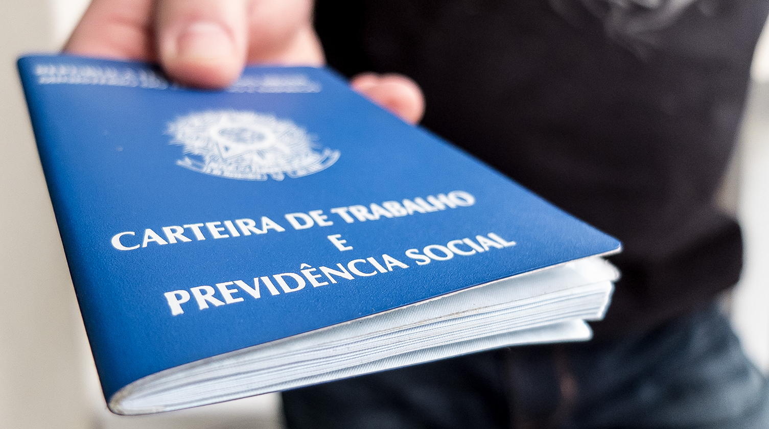 Leia mais sobre o artigo Foi contratado sem receber os direitos trabalhistas? Descubra seus direitos.